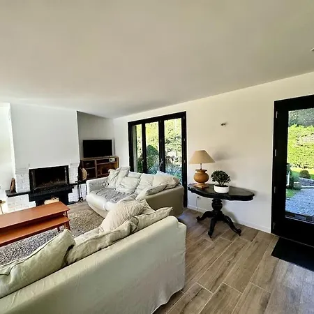 Holiday home Chez Nanou, Maison Centre Village 6 Pers