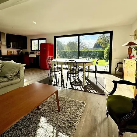 Chez Nanou, Maison Centre Village 6 Pers Holiday home *